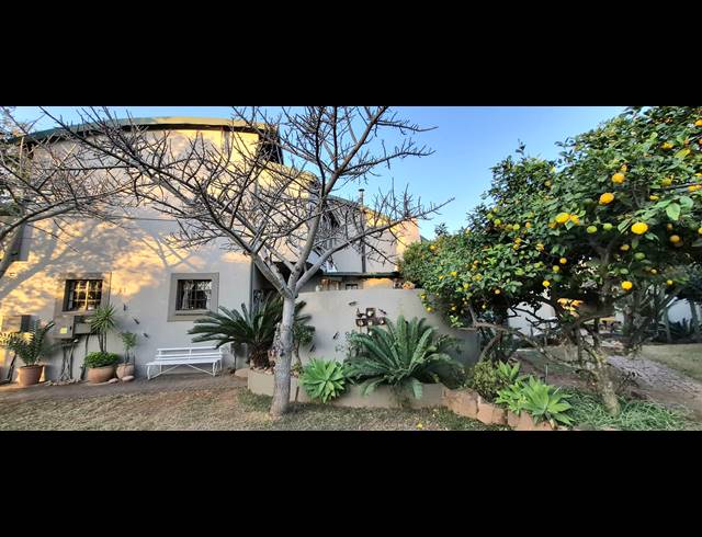9.60HA SMALLHOLDING FOR SALE IN RIETFONTEIN AH
